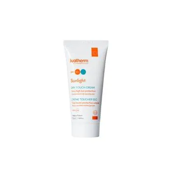 Protectie solara foarte ridicata pentru piele mixta sau grasa Dry Touch SPF50+ Sunlight, 50ml, Ivatherm